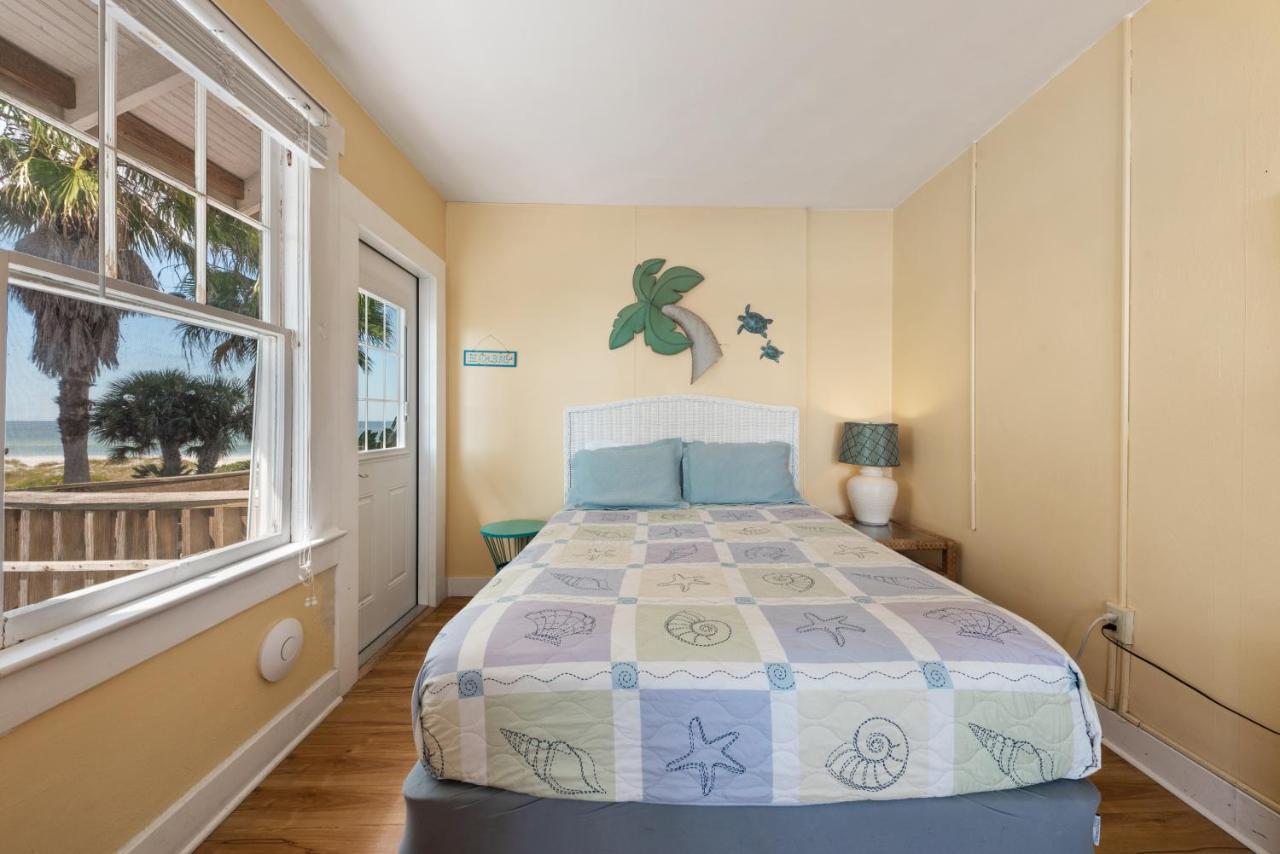 Sun N Fun Beachfront Vacation Rentals Индиан-Шорс Экстерьер фото